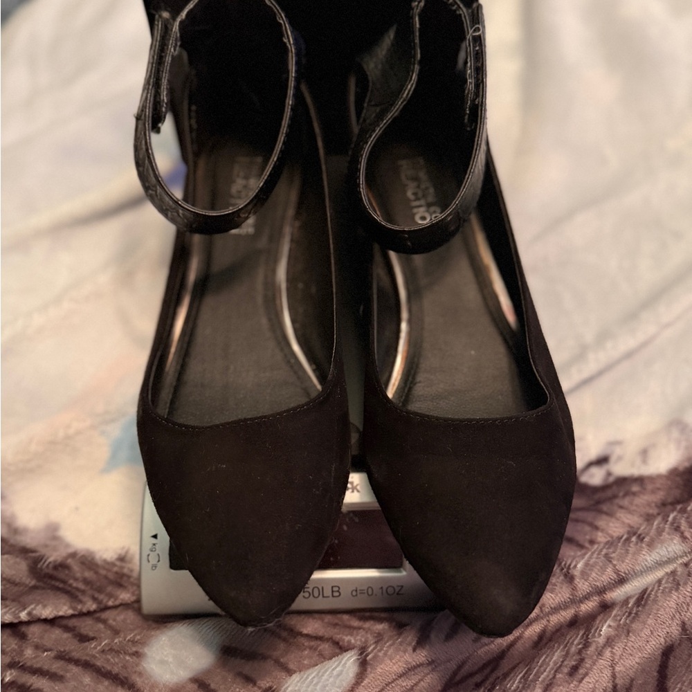 Kenneth Cole‎ Reaction Two Step Black Pointed Toe Ankle Strap Flats Womens 8 M